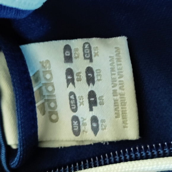 Bundle of 3 Jordan, Adidas, Nike boys zipper jackets size 4-5 - Picture 6 of 13